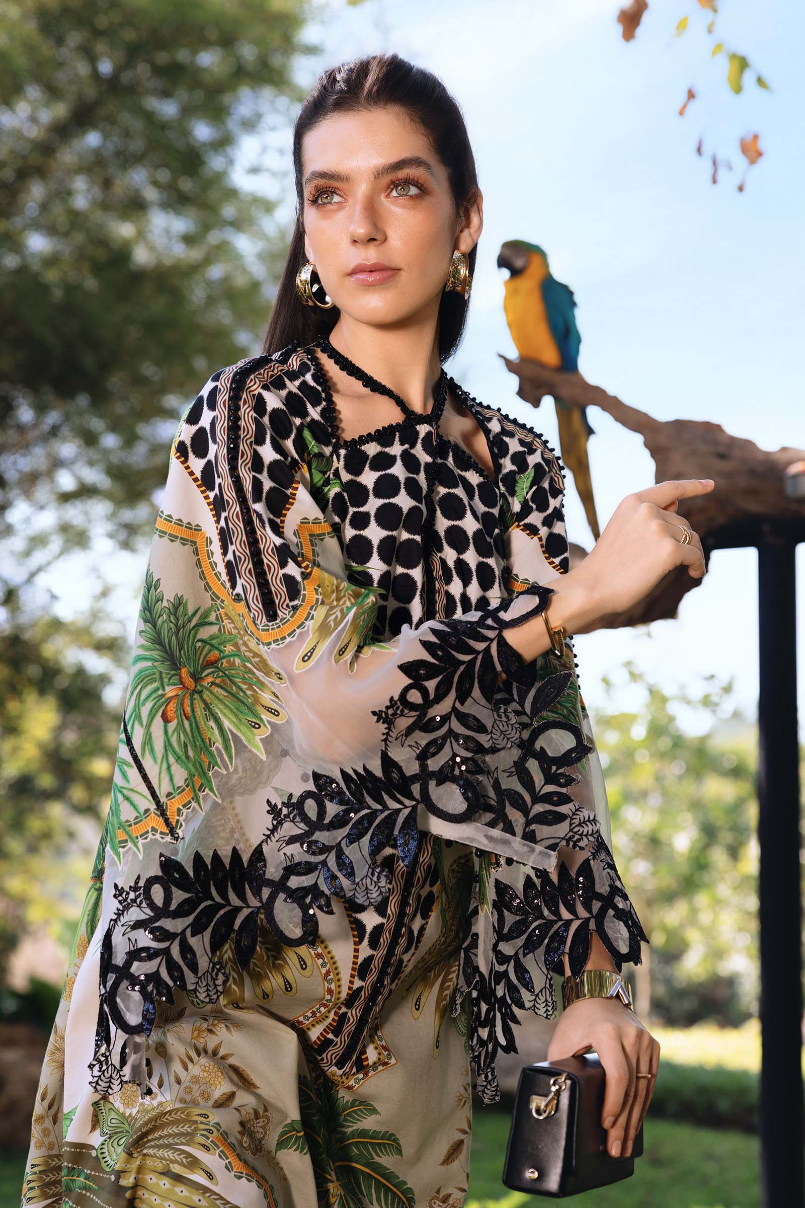 3 piece stitched embroidered lawn suit 3 piece stitched embroidered lawn suit